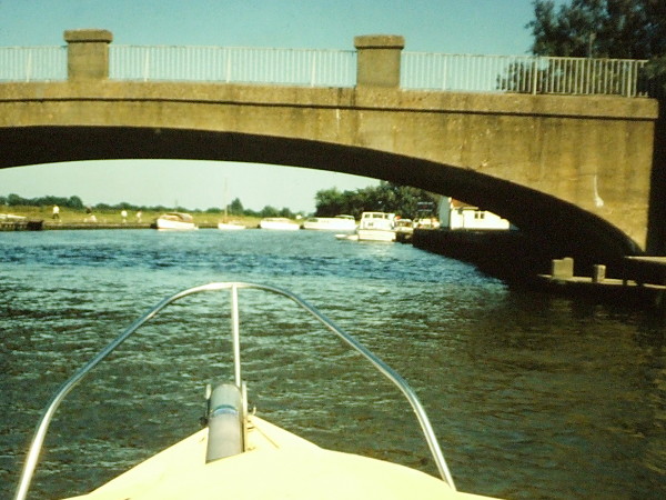 Going South under Acle Bridge