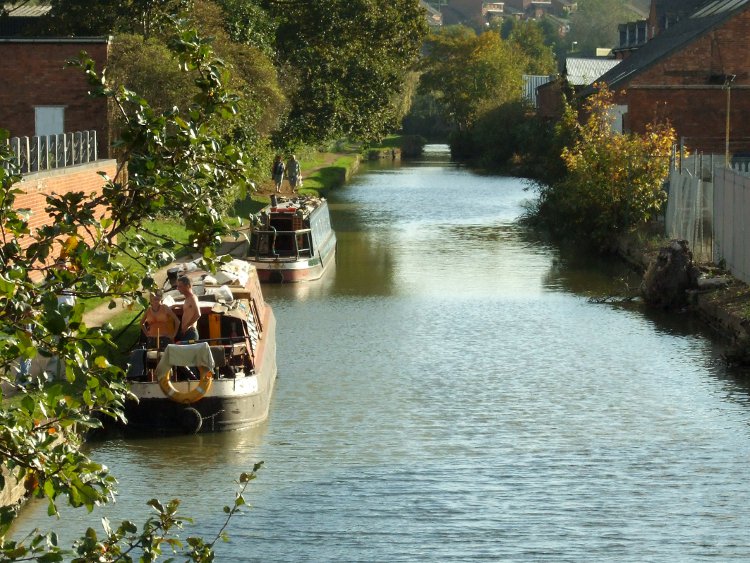 The Canal beyond Banbury Centre
