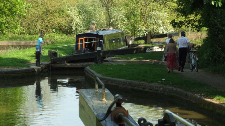 Locking up at Lock 16 on the Lapworth Flight