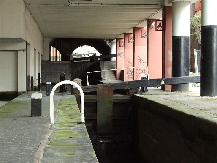 The beginnings of more modern buildings on the Birmingham and Fazeley Canal