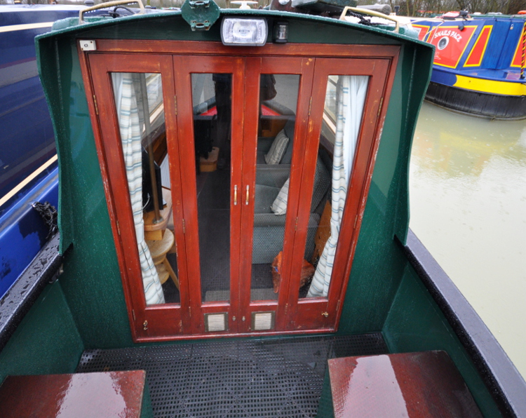 Adderbury Saloon Doors and Forward Well
