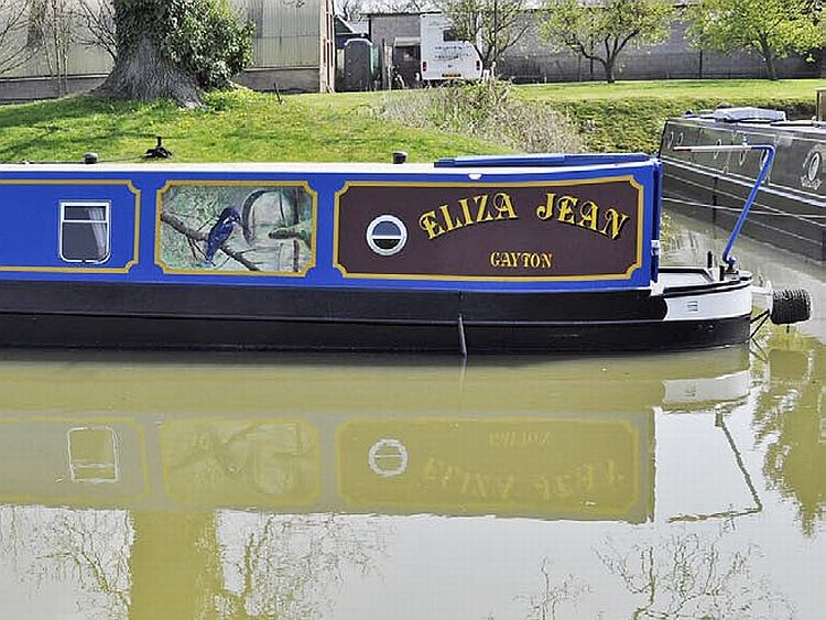 Narrowboat Eliza Jean on sale through ABNB
