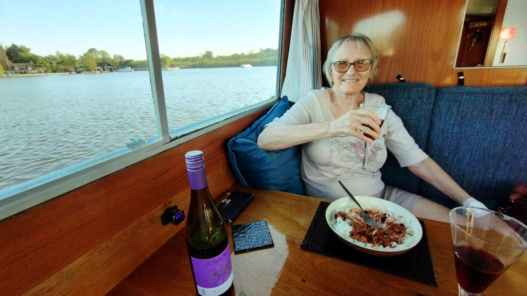 The Saloon of Singing the Blues