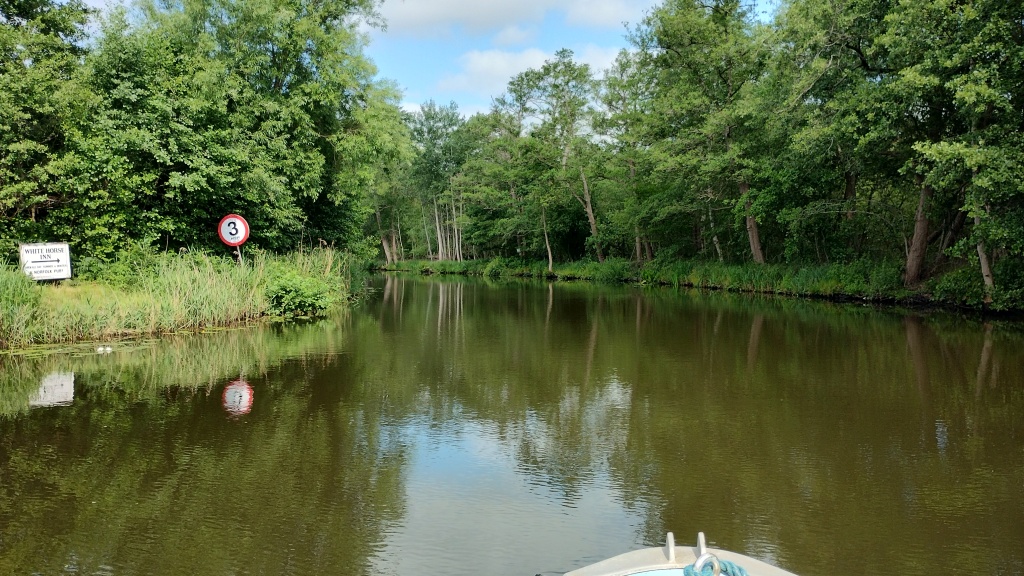 Entrance to Lime Kiln Dyke